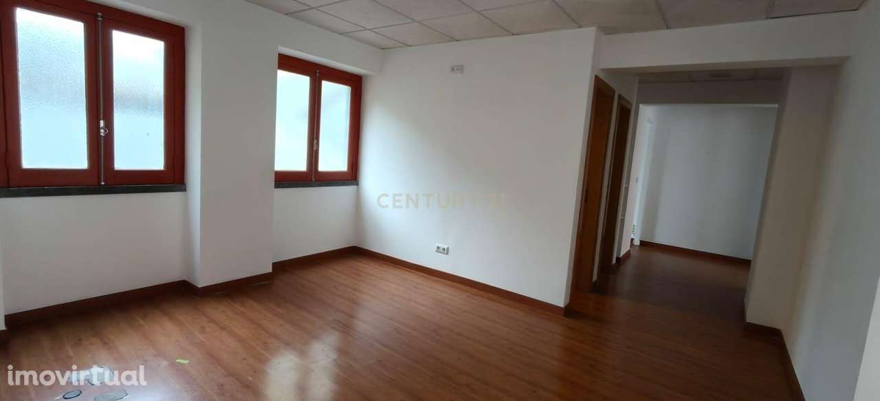 Loja Comercial em Alcântara - Oportunidade Única - Grande imagem: 5/29