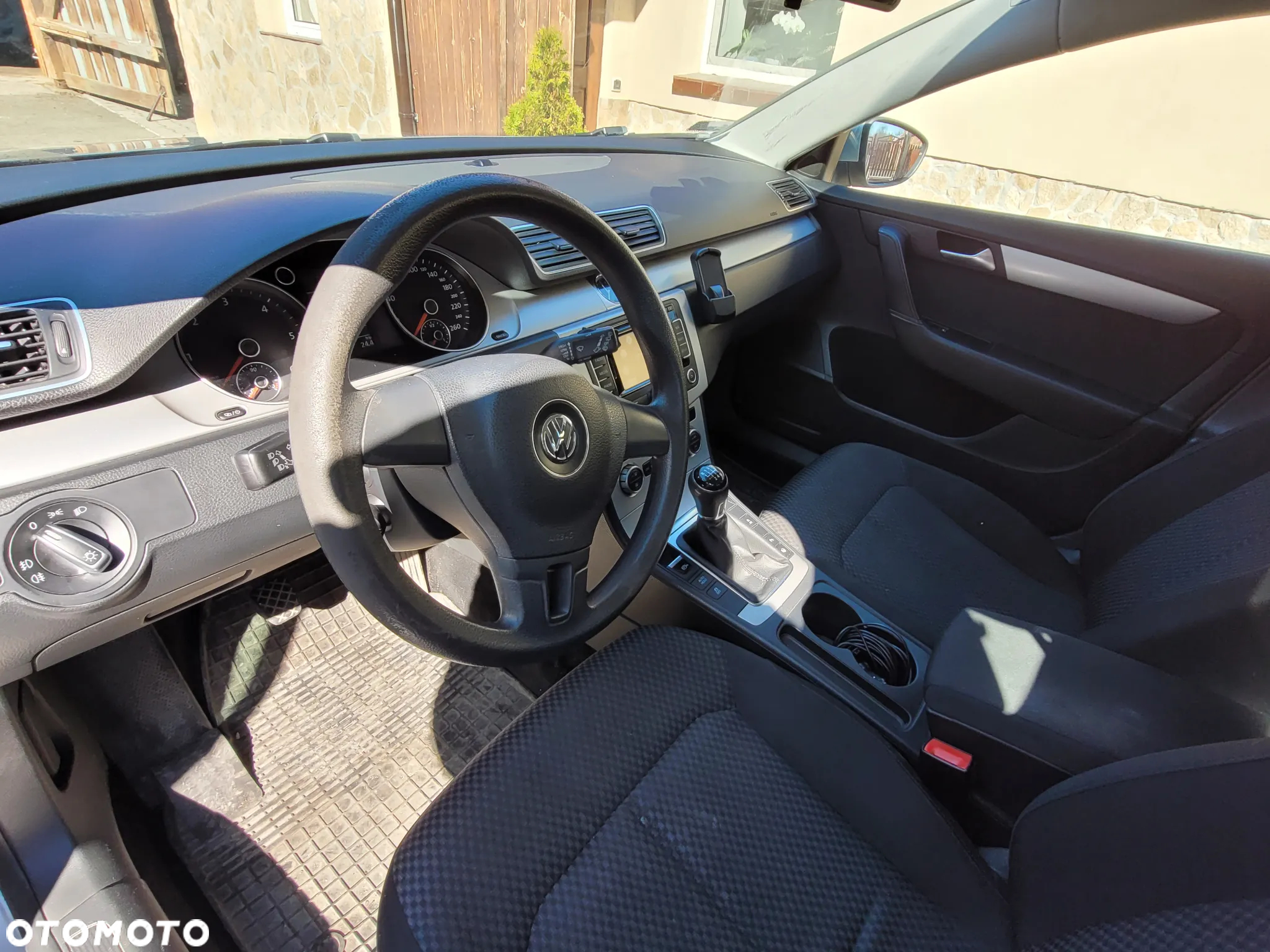 Volkswagen Passat 2.0 TDI Trendline - 8