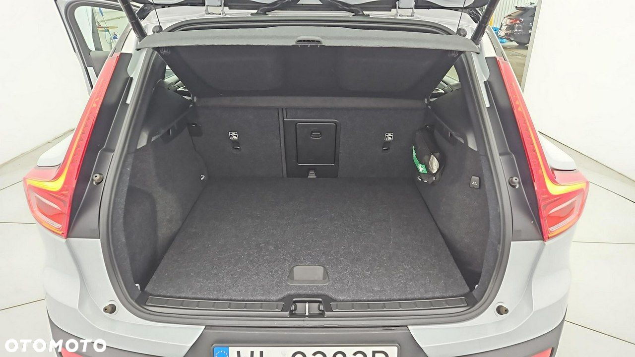Volvo XC 40 - 18