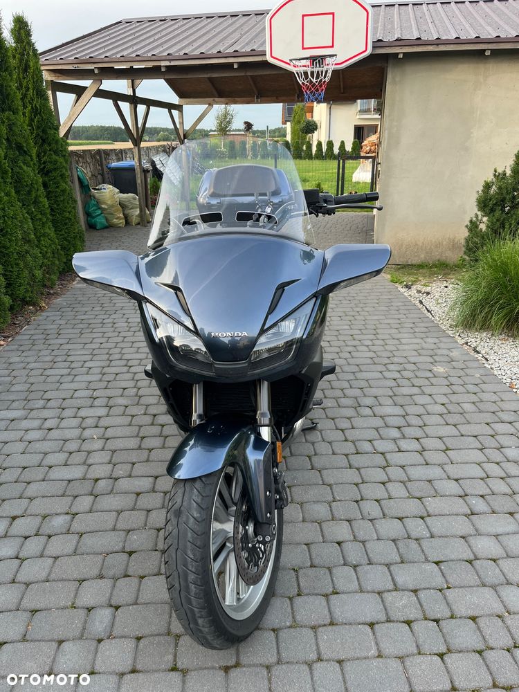 Honda CTX - 15