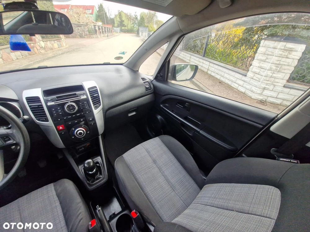 Kia Venga 1.4 CVVT Vision - 21