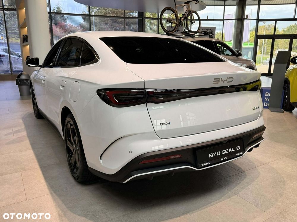 BYD Seal 6 - 4