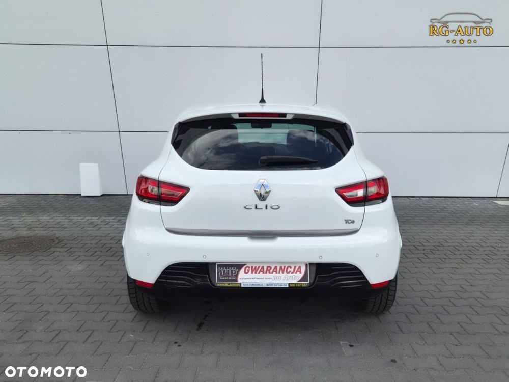 Renault Clio - 24