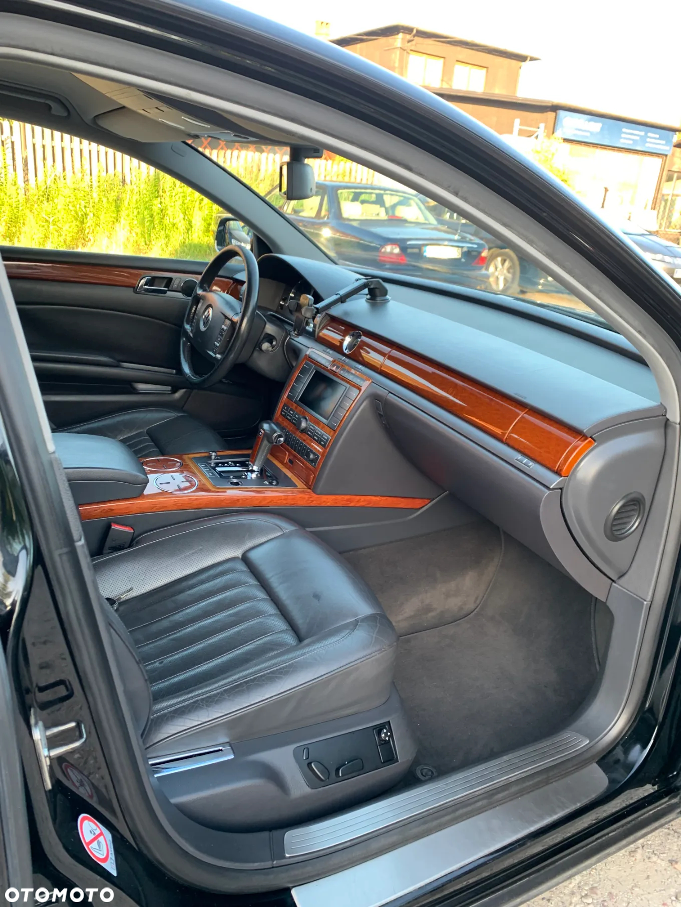 Volkswagen Phaeton 3.0 V6 TDI 4Mot (5 os.) - 29
