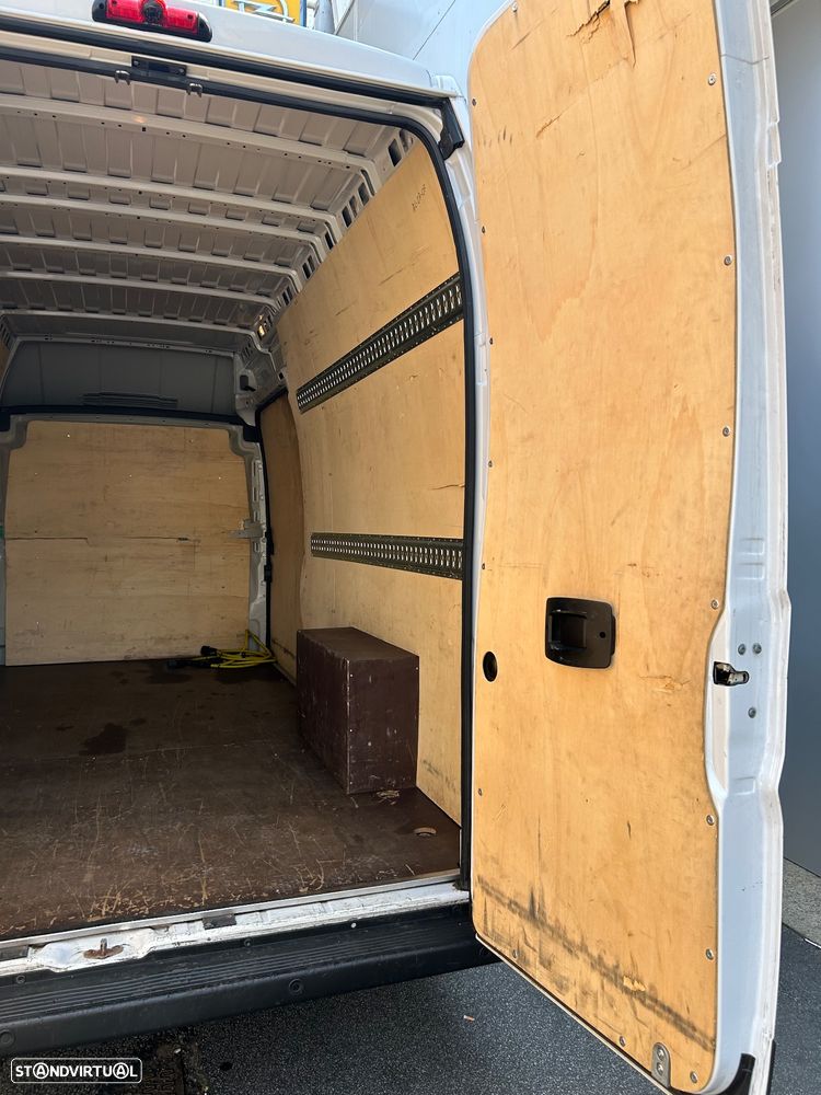 Fiat e-DUCATO 79KWh XLH3 IVA DEDUTIVEL NACIONAL - 19
