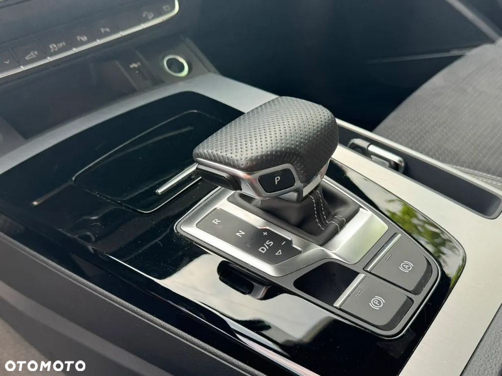 Audi Q5 55 TFSI e Quattro S Line S tronic - 20