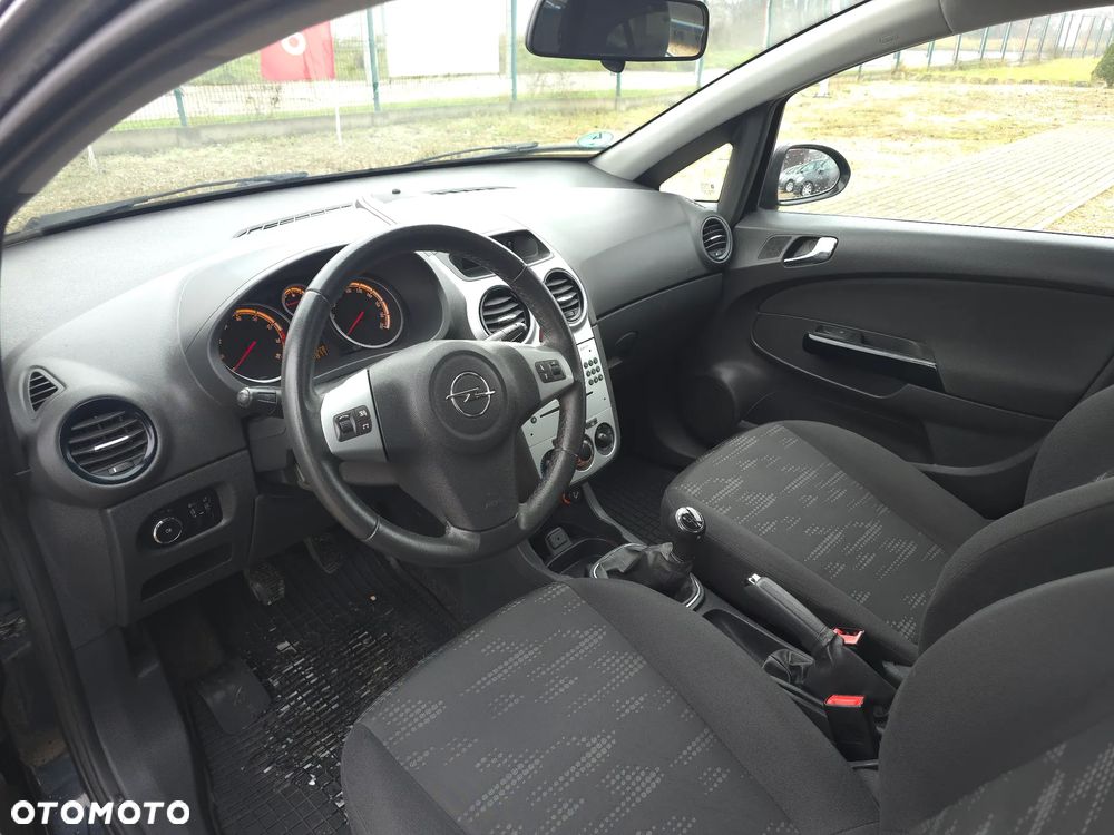 Opel Corsa 1.2 16V Enjoy - 19