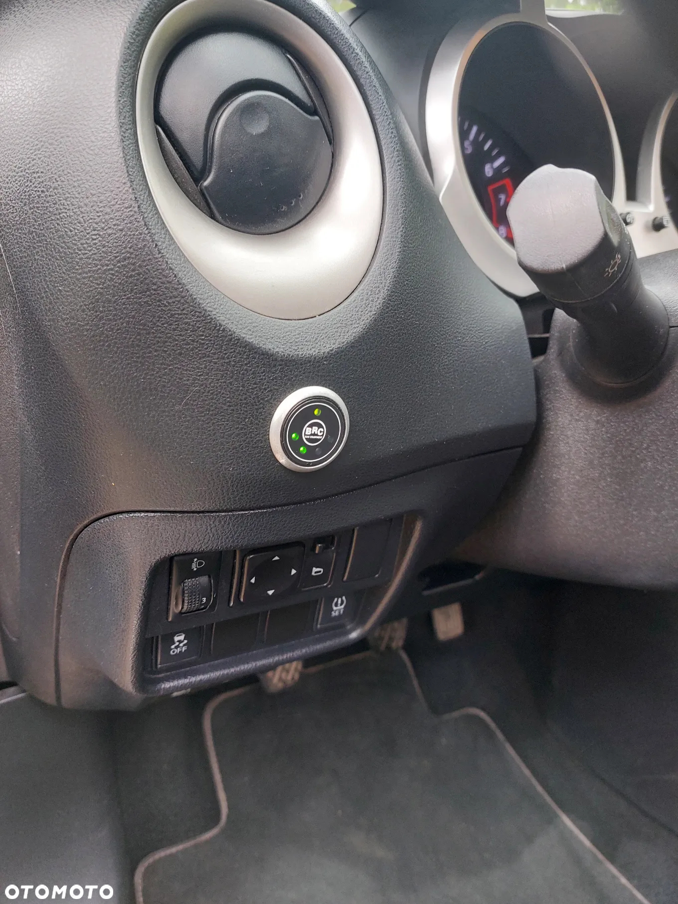 Nissan Juke 1.6 Tekna - 24