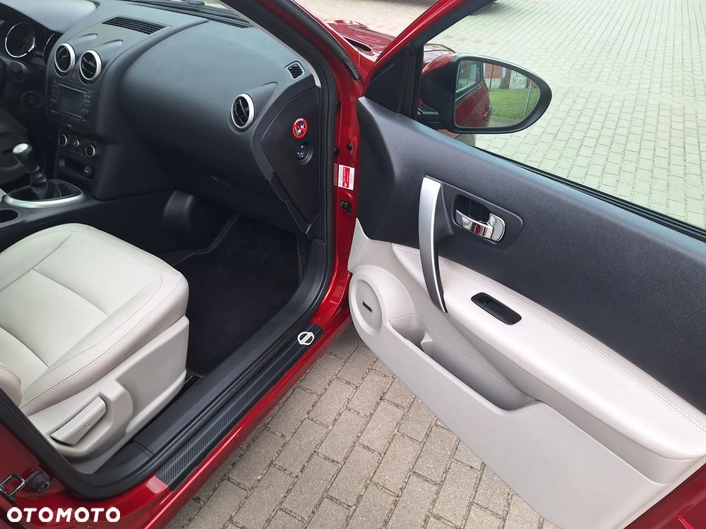 Nissan Qashqai 1.6 dCi DPF tekna - 30