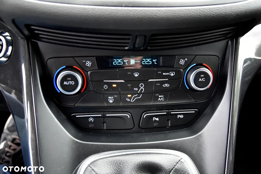 Ford Kuga 1.5 EcoBoost FWD Titanium ASS - 23