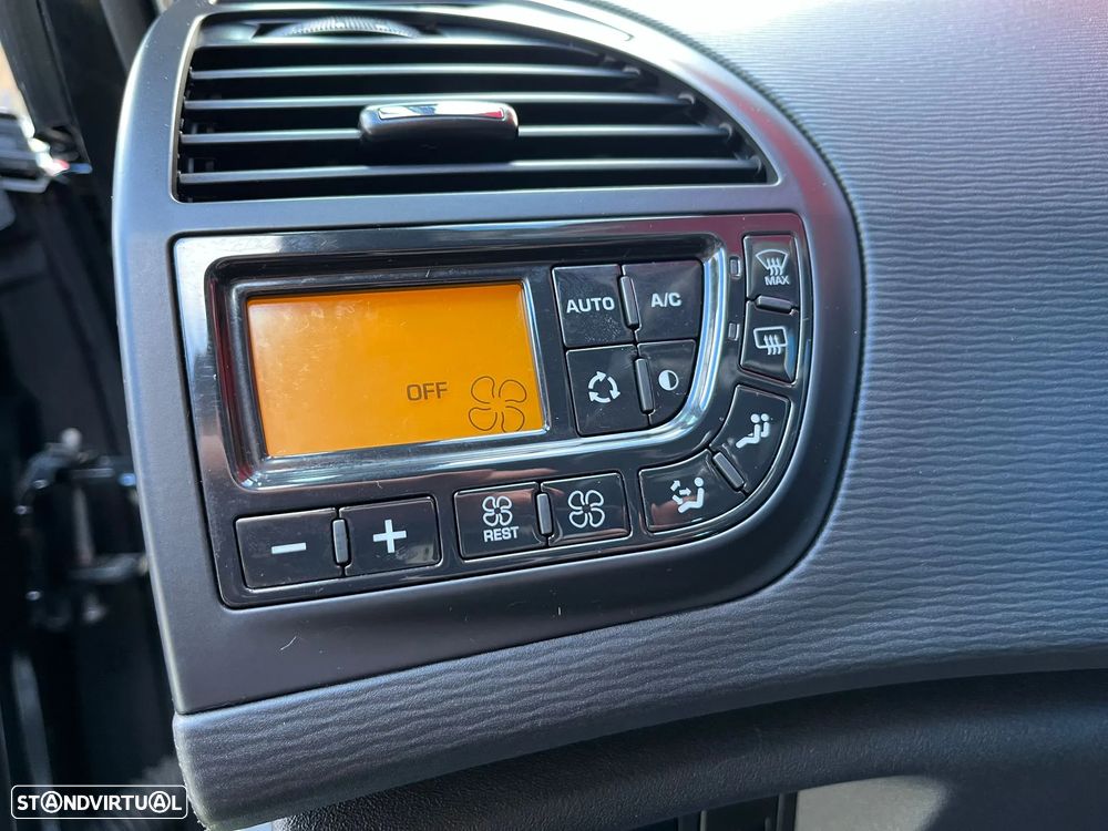 Citroën C4 Grand Picasso 2.0 HDi Exclusive CMP6 - 20