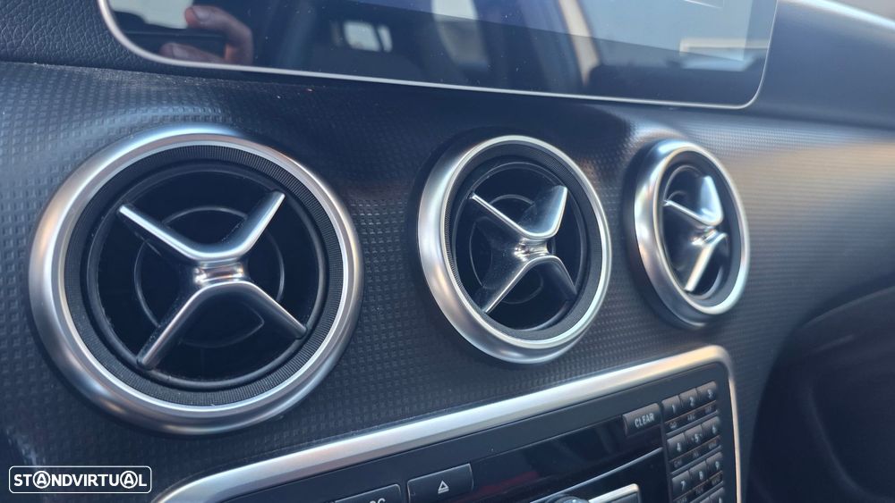 Mercedes-Benz A 180 d Urban - 24