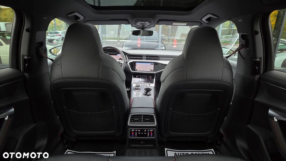 Audi A6 Avant 55 TFSI e quattro S tronic S line - 32
