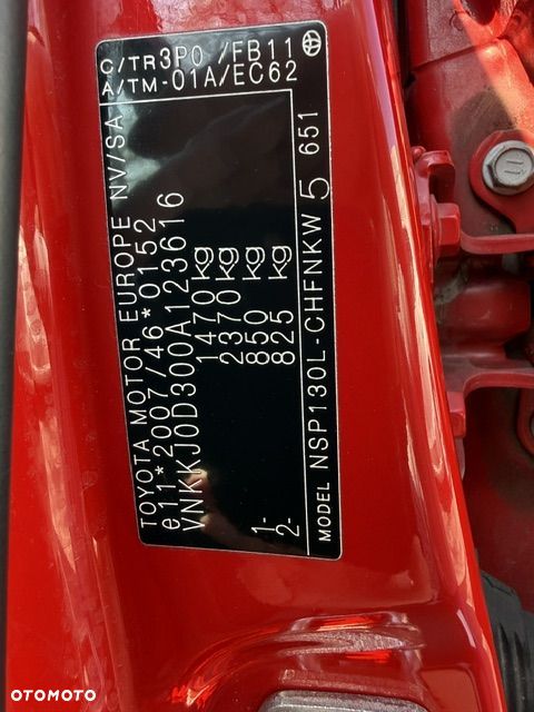 Toyota Yaris 1.33 Luna - 2