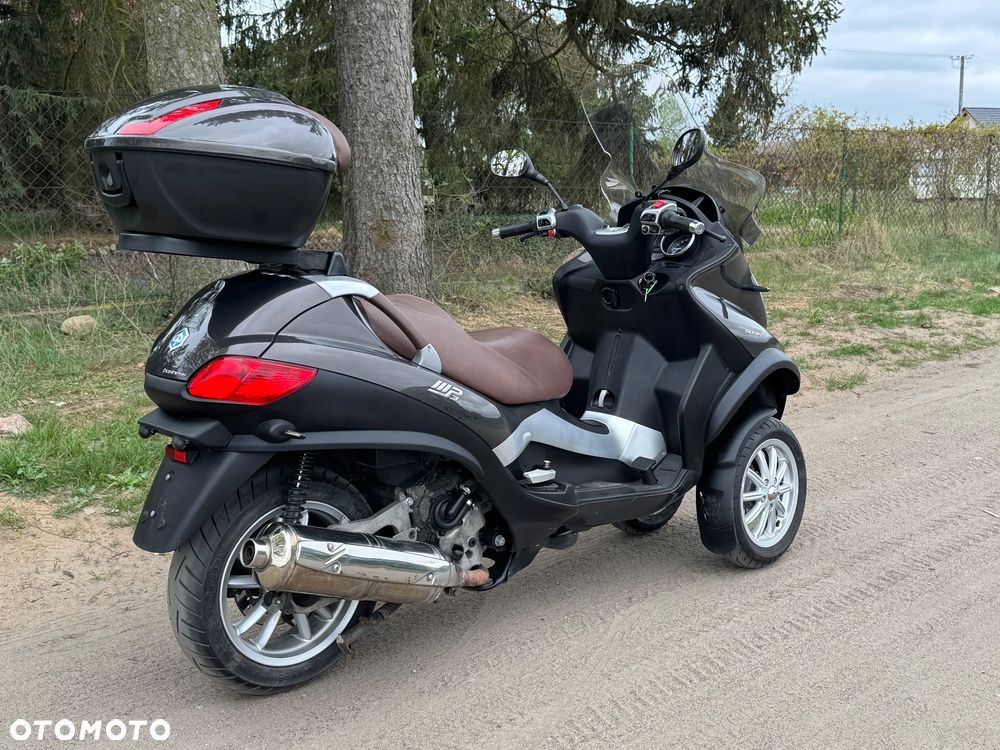 Piaggio MP-3 - 3