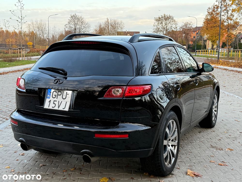 Infiniti FX FX35 - 10