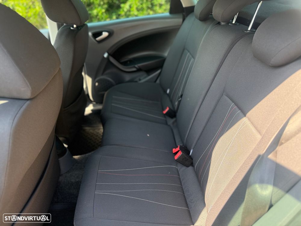 SEAT Ibiza ST 1.6 TDI Copa DPF - 19
