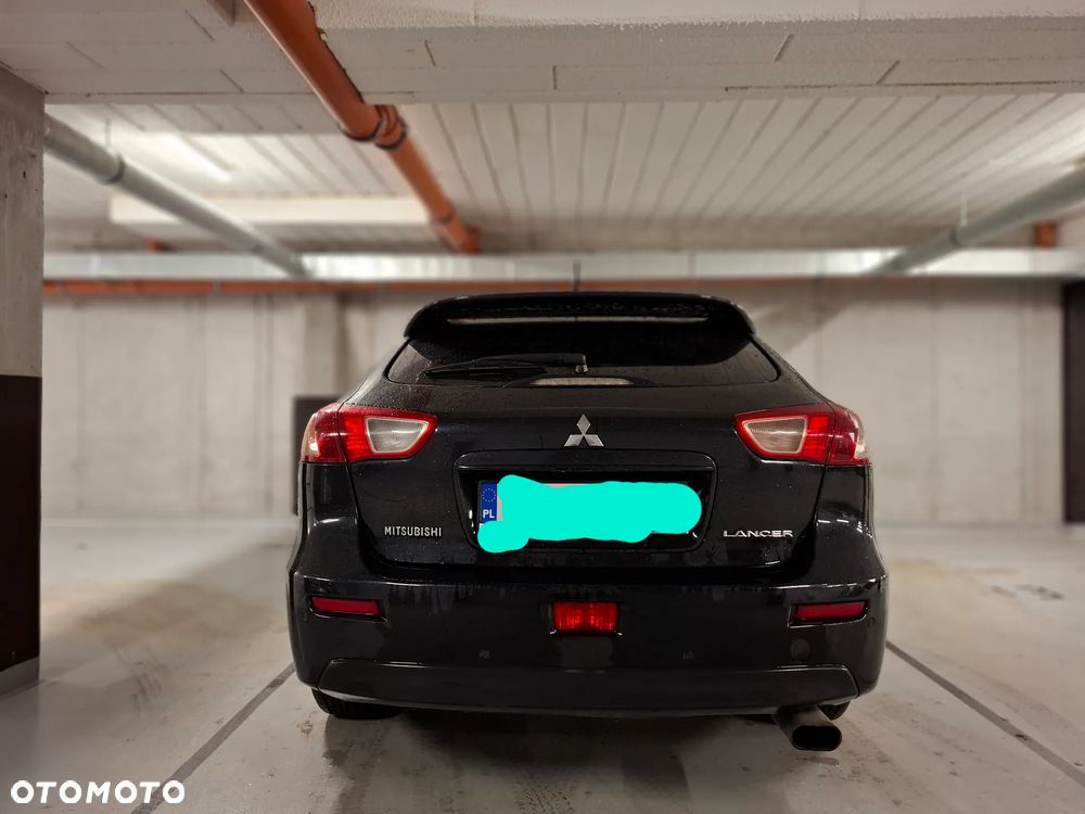 Mitsubishi Lancer 1.8 Invite - 6