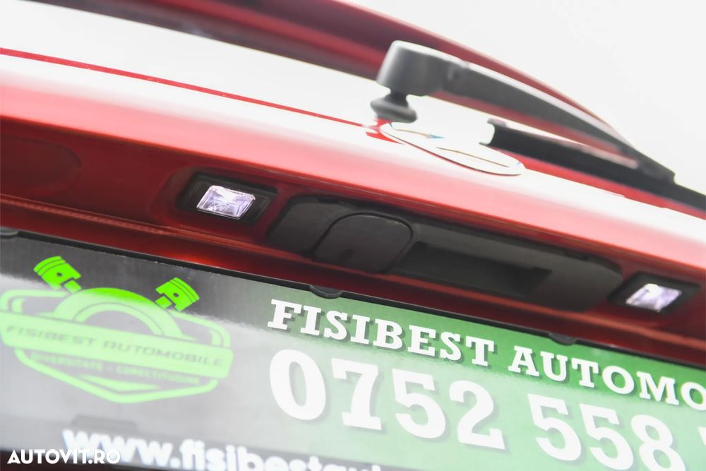 Mercedes-Benz GLC - 24