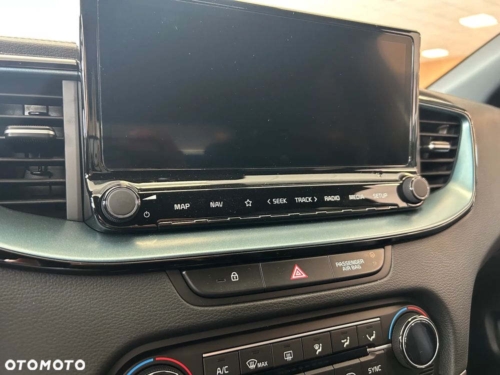 Kia XCeed 1.6 T-GDI Tribute DCT - 9