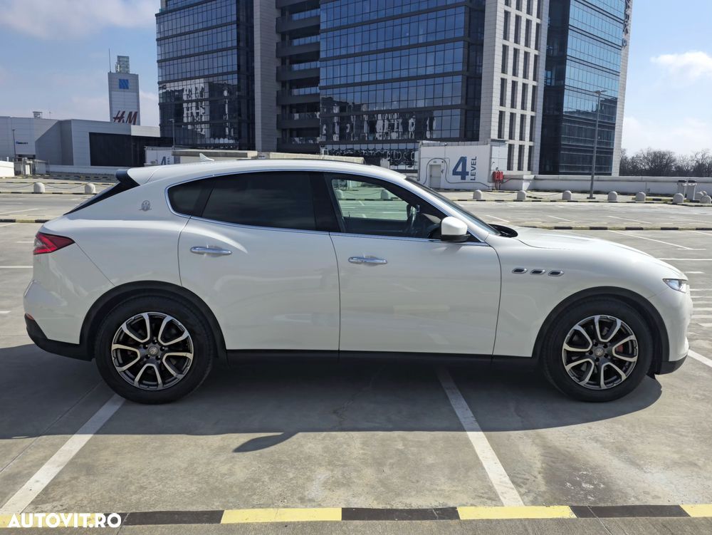 Maserati Levante Q4 GranLusso - 7