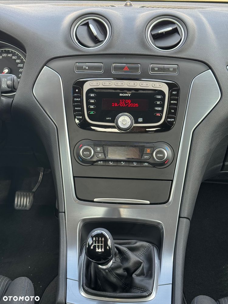 Ford Mondeo 2.0 TDCi Black Magic - 19