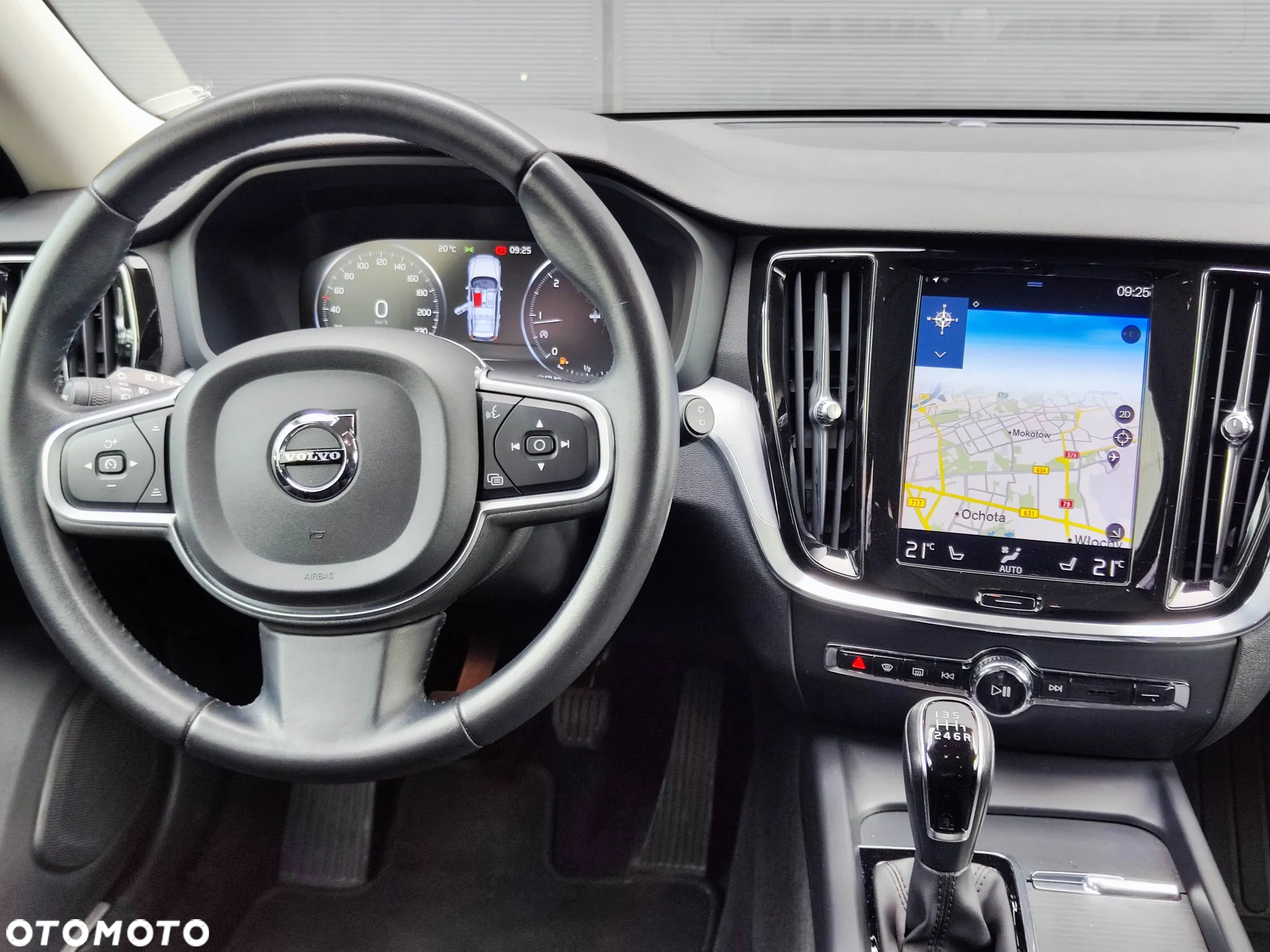 Volvo V60 D4 Momentum Pro - 3