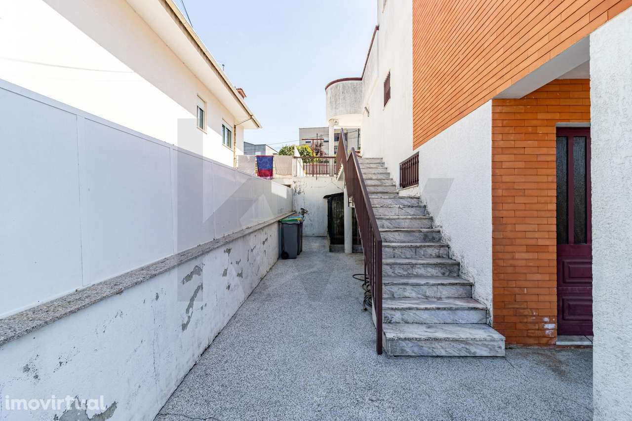 Moradia Geminada T3 em Mosteirô, Santa Maria da Feira - Grande imagem: 4/38