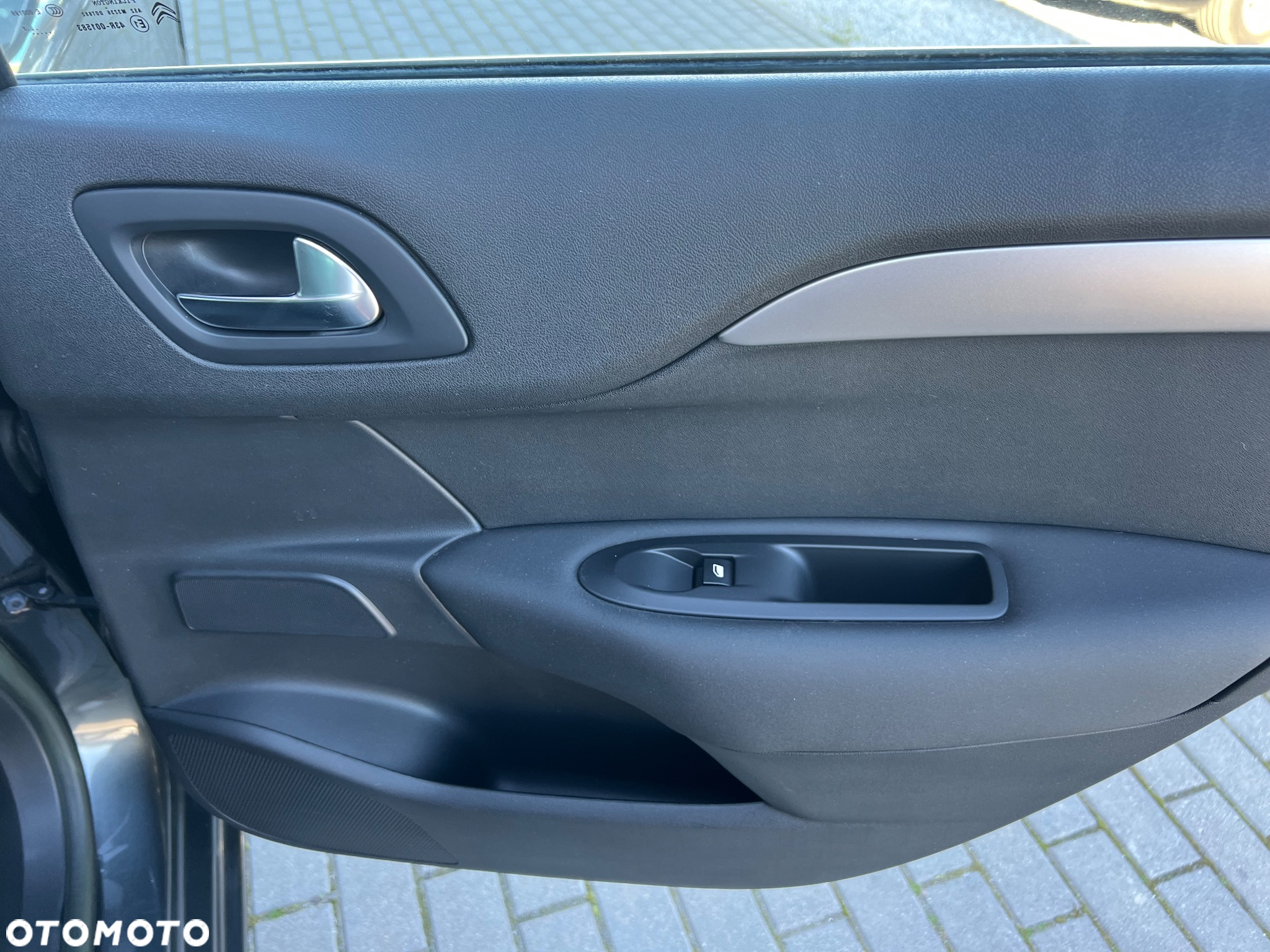 Citroën C4 HDi 90 Attraction - 12