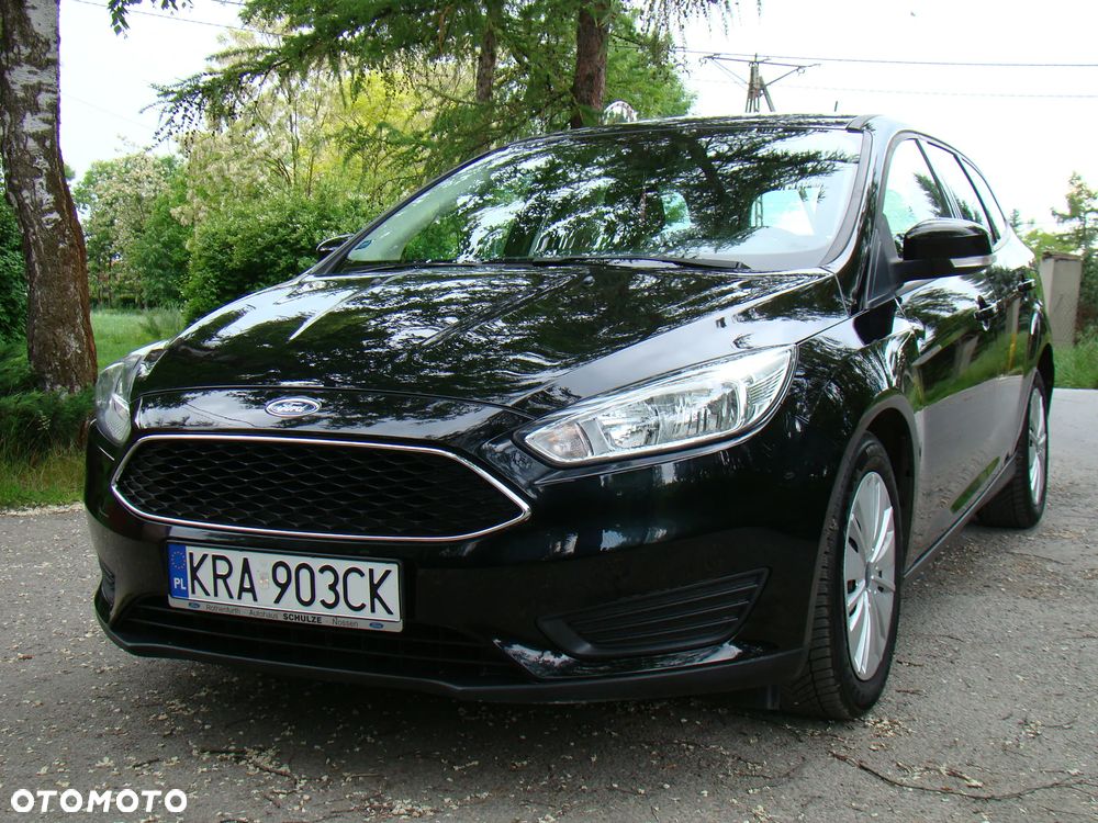 Ford Focus 1.0 EcoBoost Trend - 16