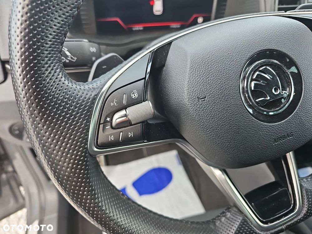 Skoda Karoq 1.5 TSI ACT Sportline DSG - 17