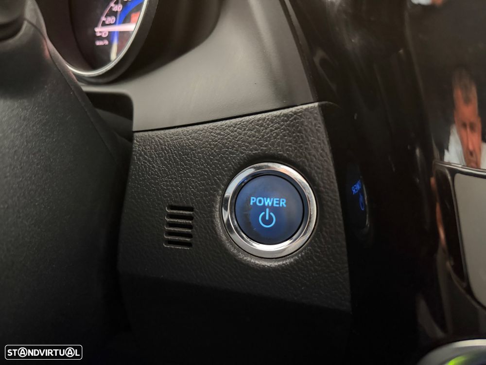 Toyota Auris 1.8 HSD Comfort +P.Sport+Navi - 21