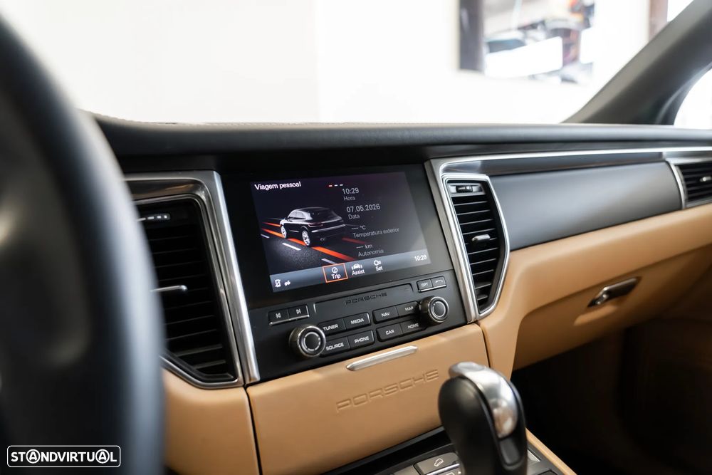 Porsche Macan 2.0T - 16