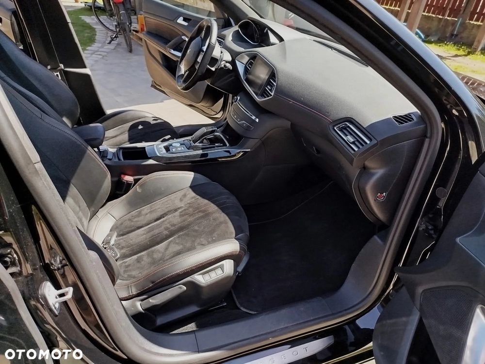 Peugeot 308 ver-puretech-225-eat8-stop-start-gt - 8