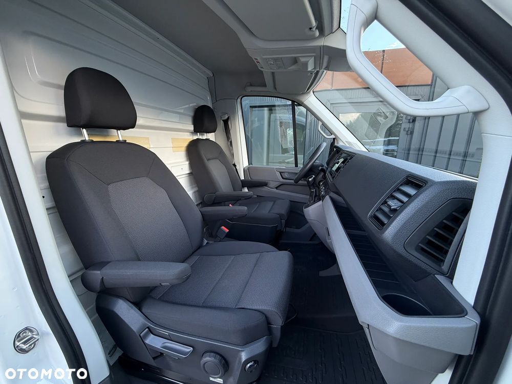 MAN TGE 3.180 / Kontener 8EP + Winda 750KG / 2021 ROK PRODUKCJI / Automat 8-biegów / DUŻY SERWIS / ZAREJESTROWANY W PL - 27
