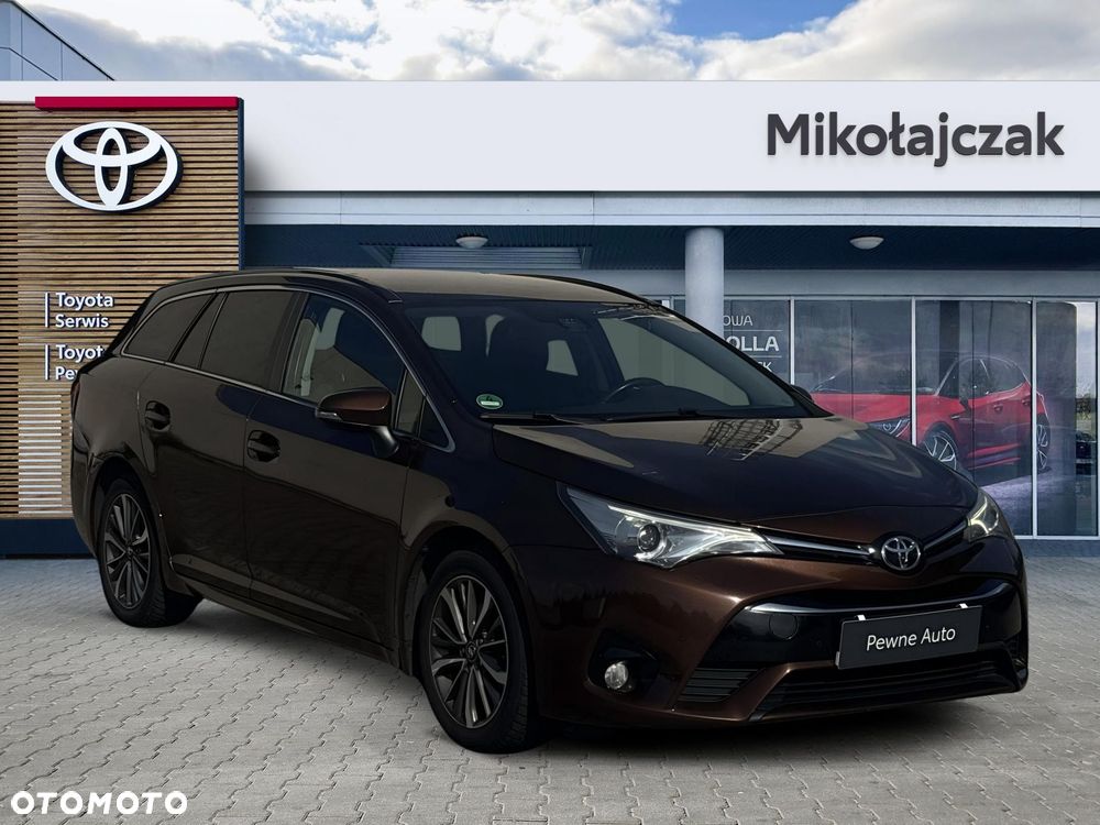 Toyota Avensis 2.0 D-4D Premium - 5