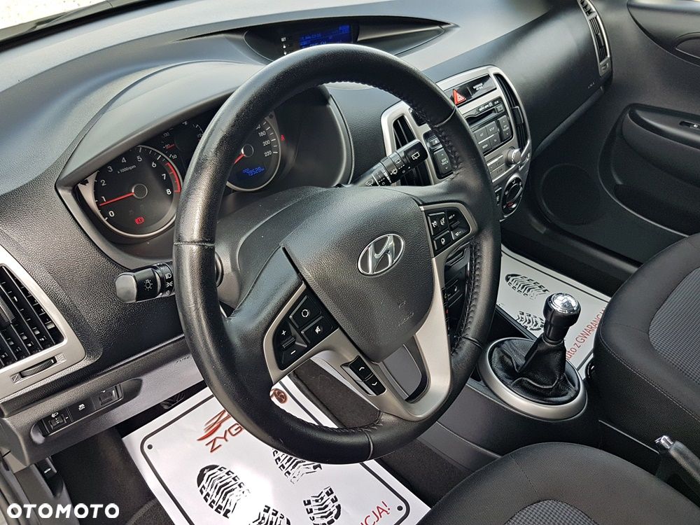 Hyundai i20 1.25 Style - 11