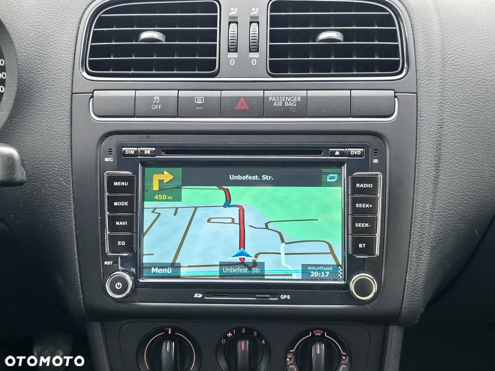 Volkswagen Polo - 14