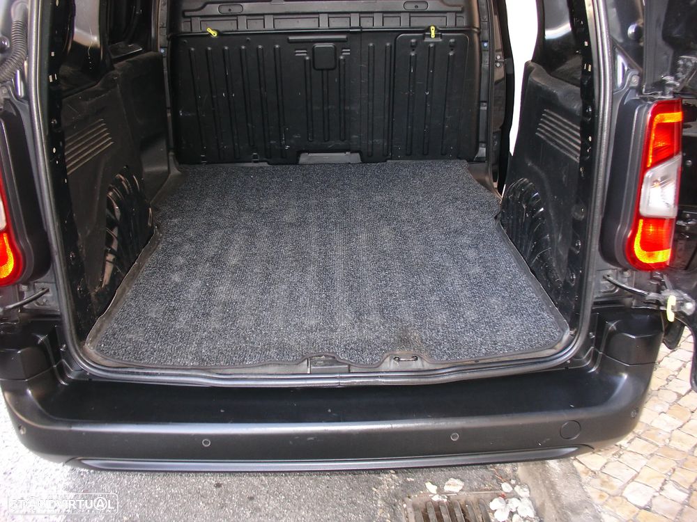 Citroën berlingo 1.6 hdi  3lug. - 18