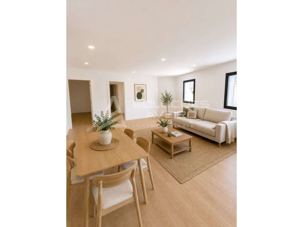 Apartamento T1+1 com 103 m² | 2 WC | 1 Lugares de Garagem - Centro ... - Grande imagem: 4/12