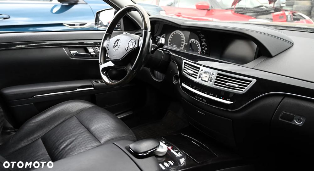 Mercedes-Benz Klasa S 500 BlueEFFICIENCY 7G-TRONIC - 26