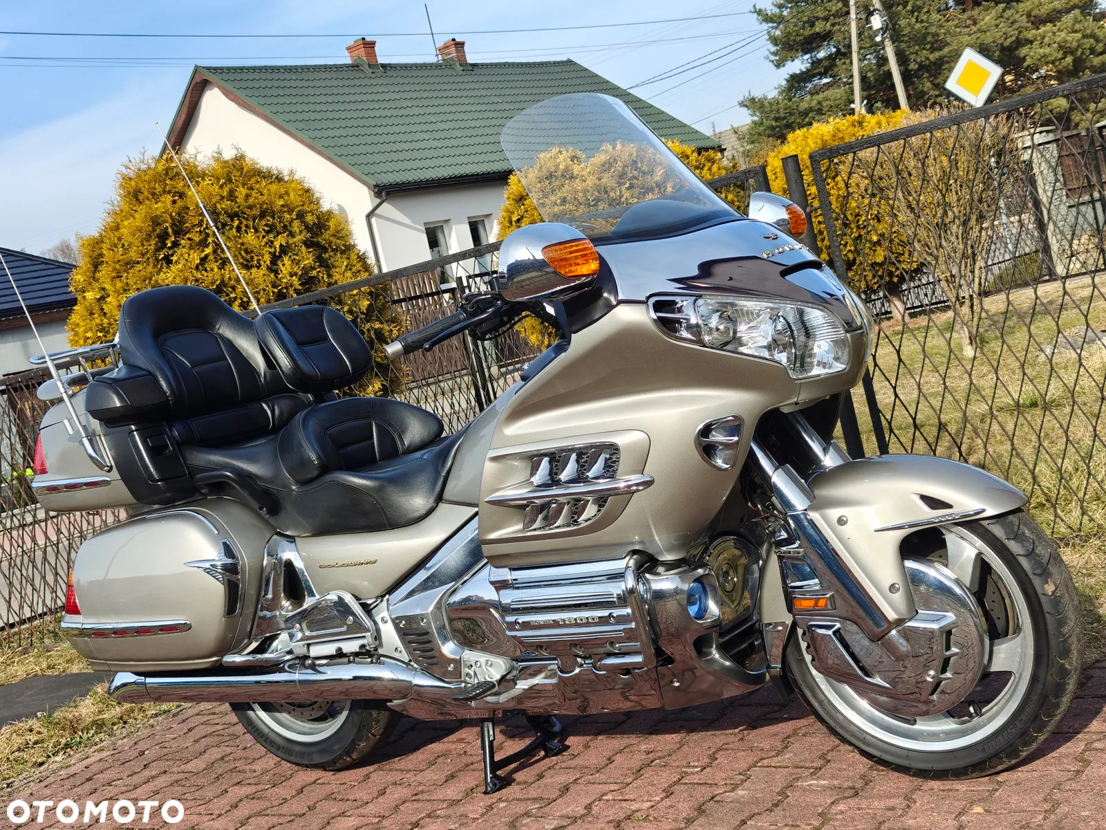 Honda GL - 14