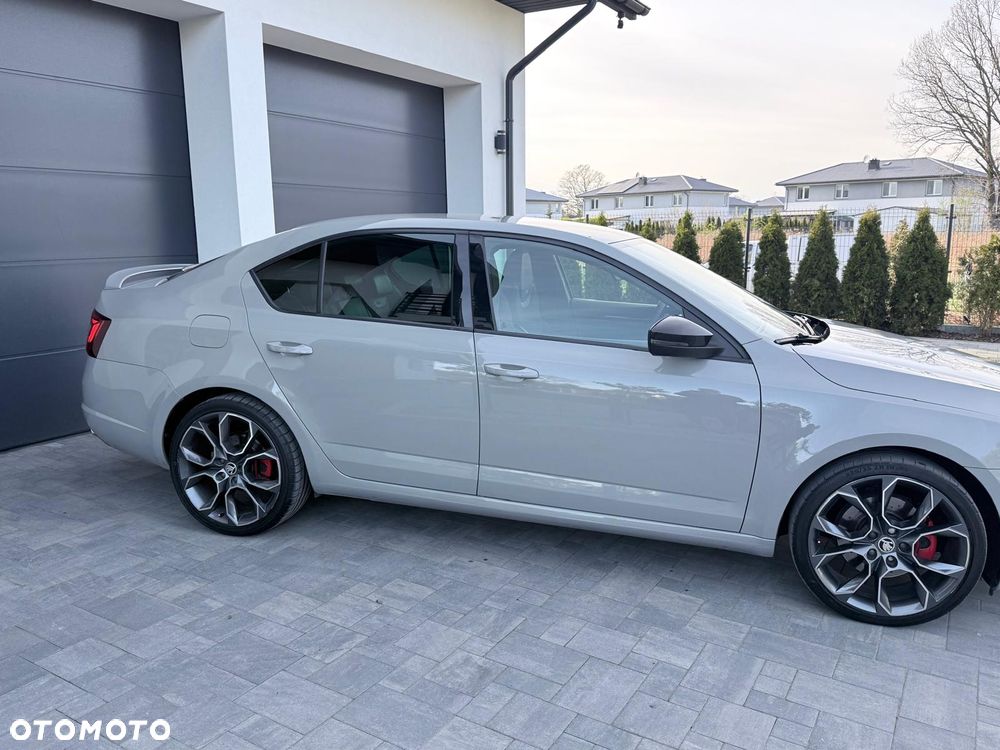 Skoda Octavia 2.0 TDI 4x4 RS DSG - 3