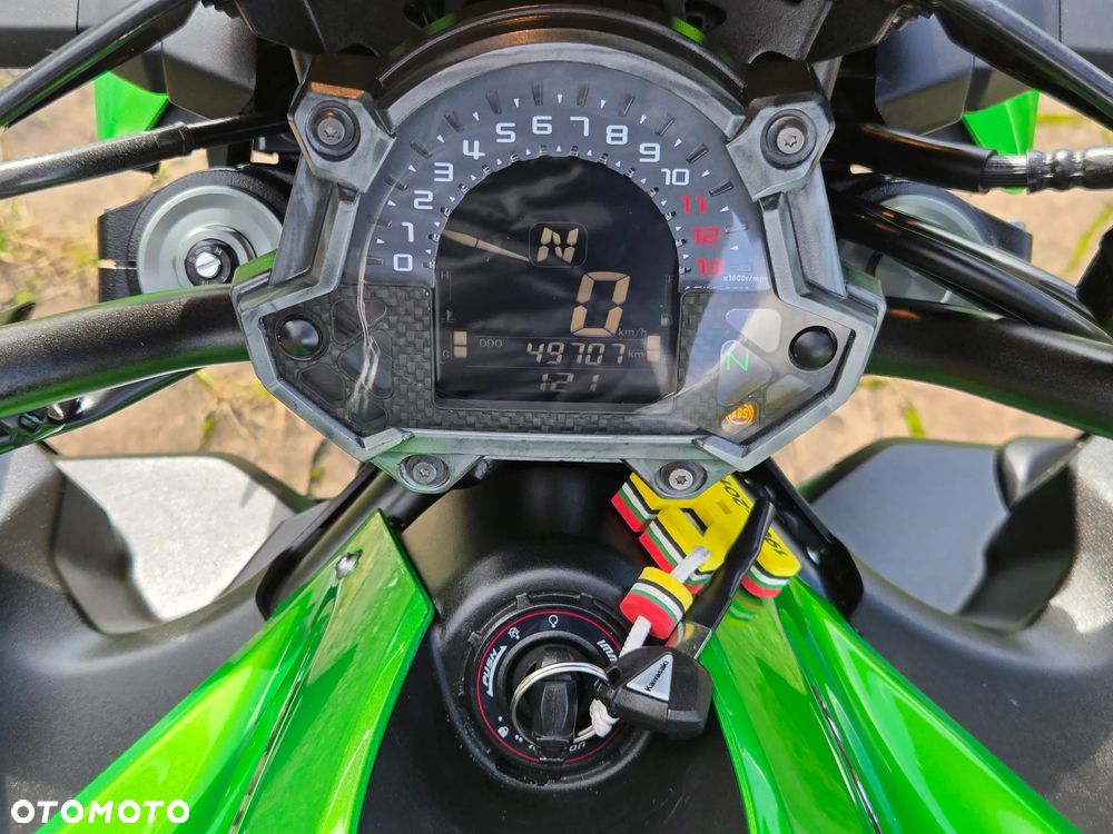 Kawasaki Z 900 - 14