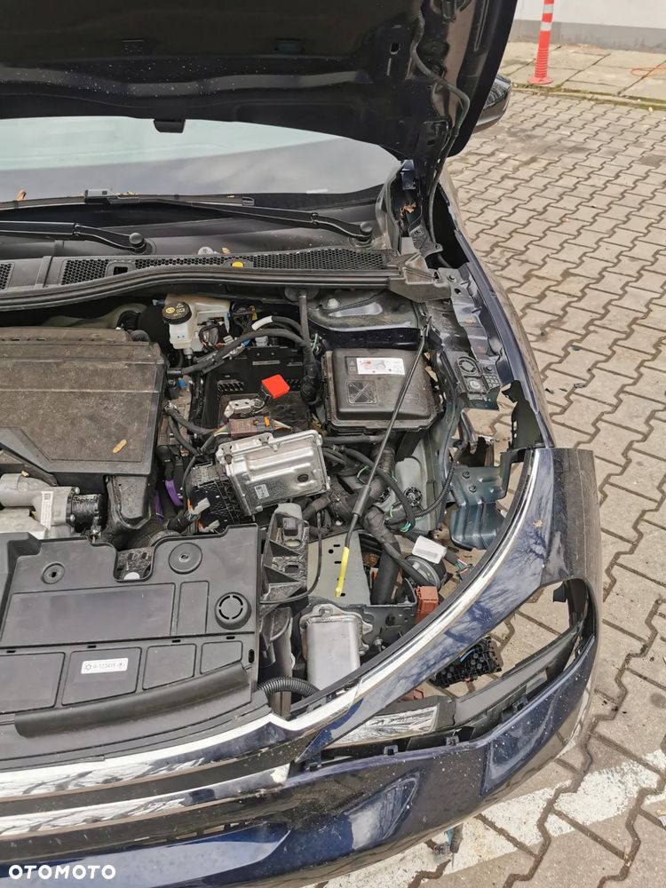 Citroën C4 Hybrid 136 ë-DSC6 PLUS - 29