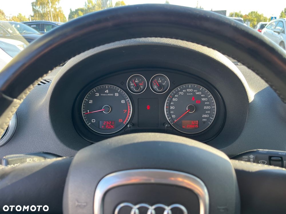 Audi A3 Sportback 1.6 Attraction - 11