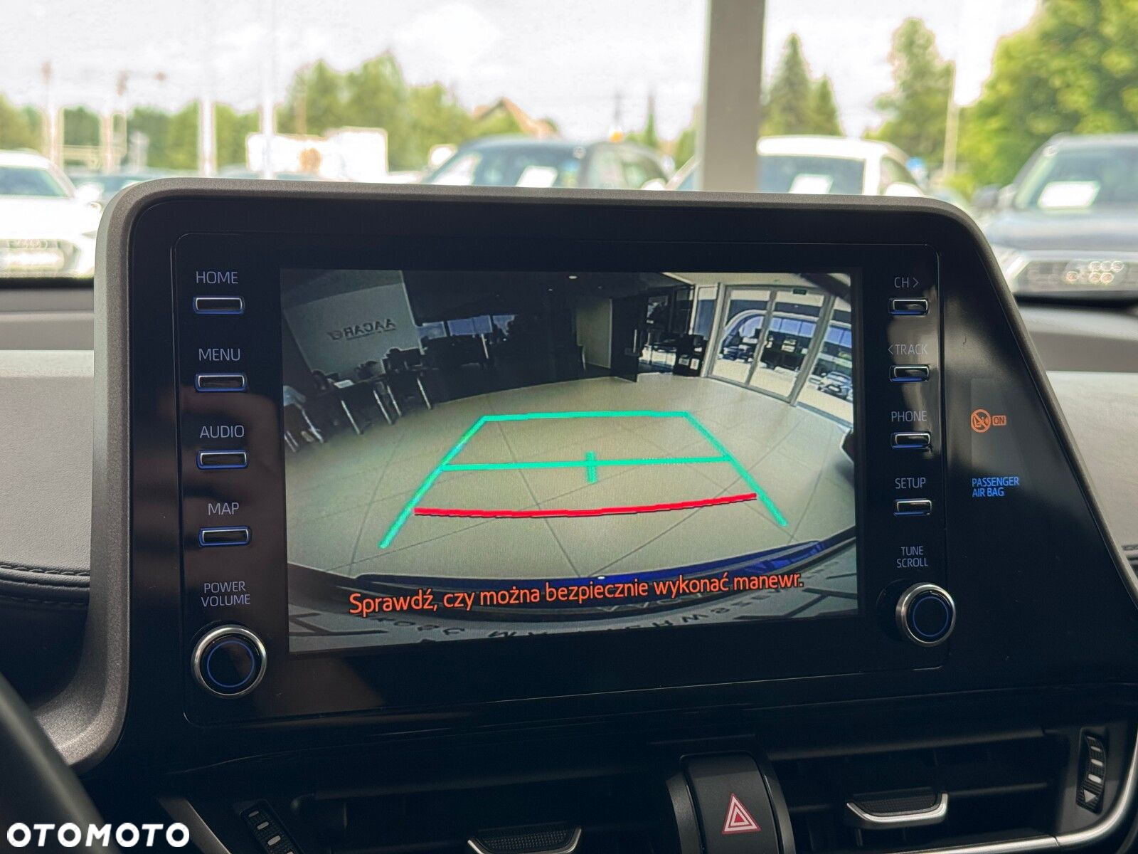 Toyota C-HR 1.2 T Comfort - 36