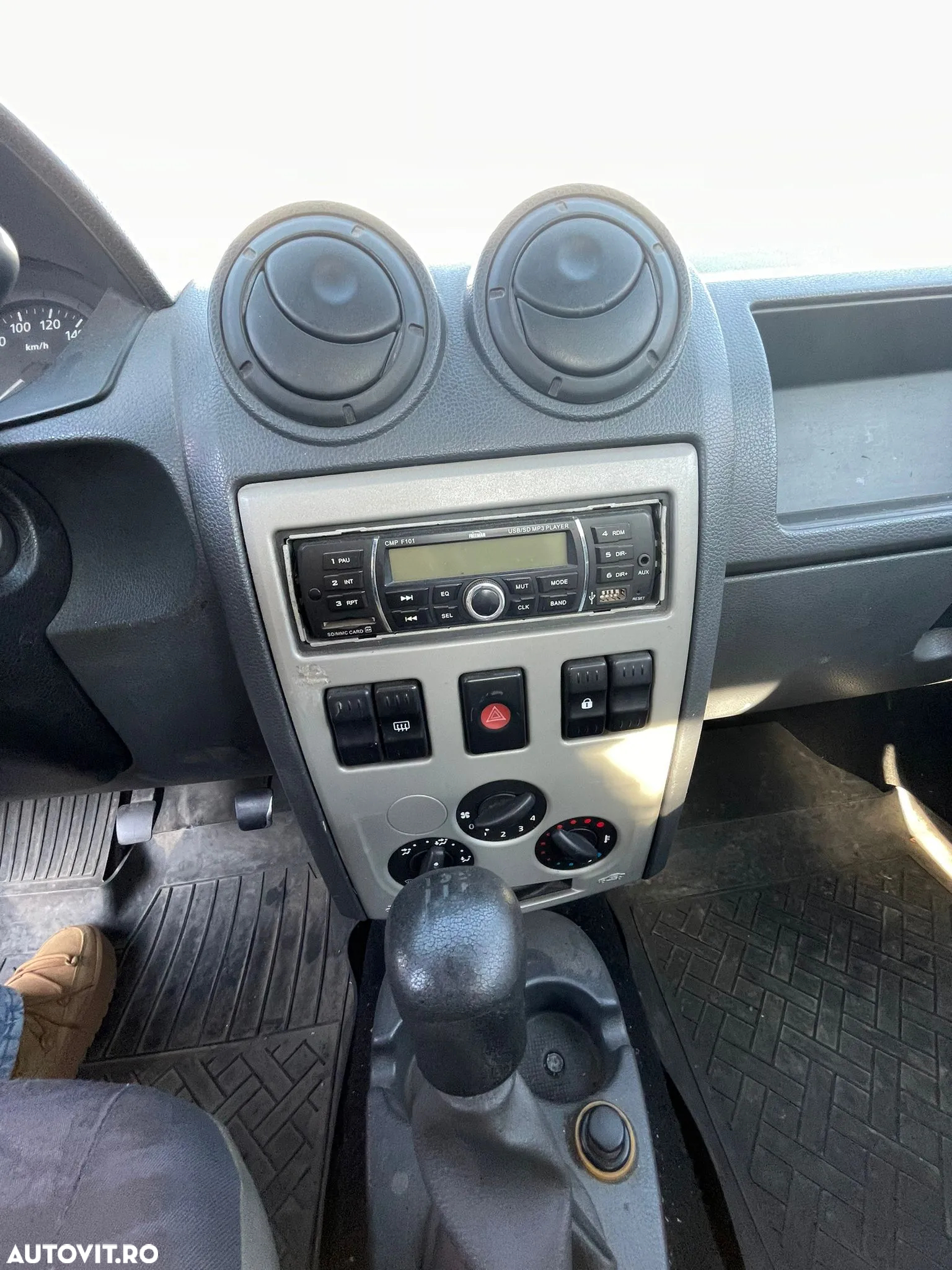 Dacia Logan - 11