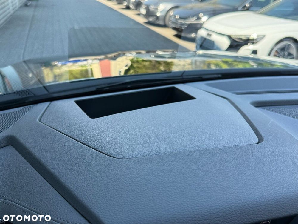 Audi e-tron Sportback - 22
