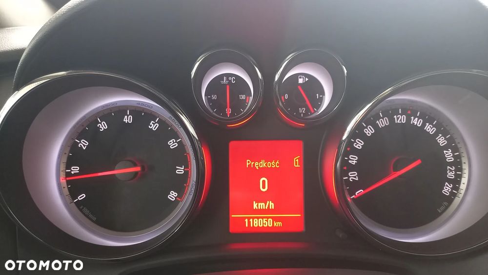 Opel Astra GTC 1.6 Turbo Edition - 11